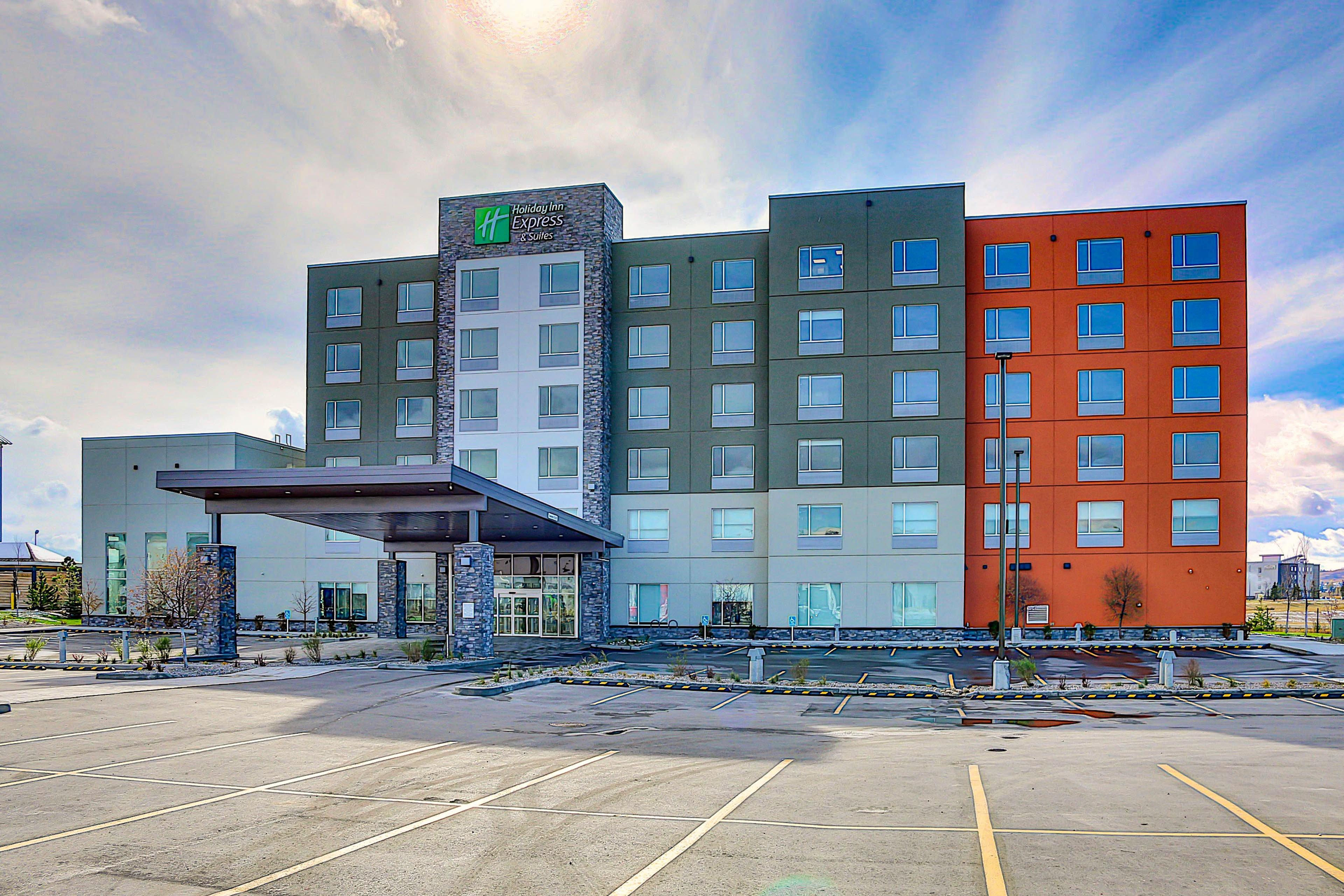 Holiday Inn Express & Suites - Calgary Airport Trail Ne By Ihg מראה חיצוני תמונה