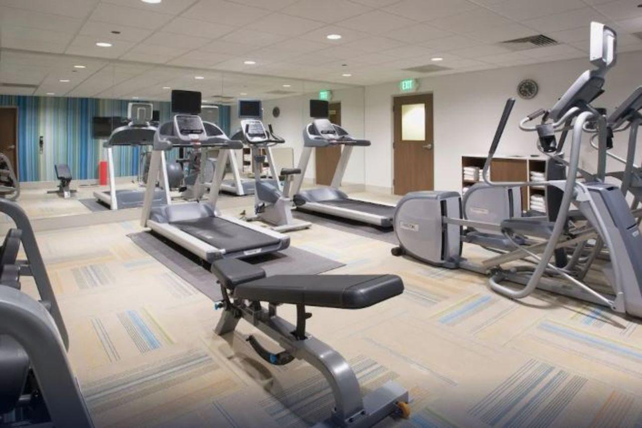 Holiday Inn Express & Suites - Calgary Airport Trail Ne By Ihg מראה חיצוני תמונה