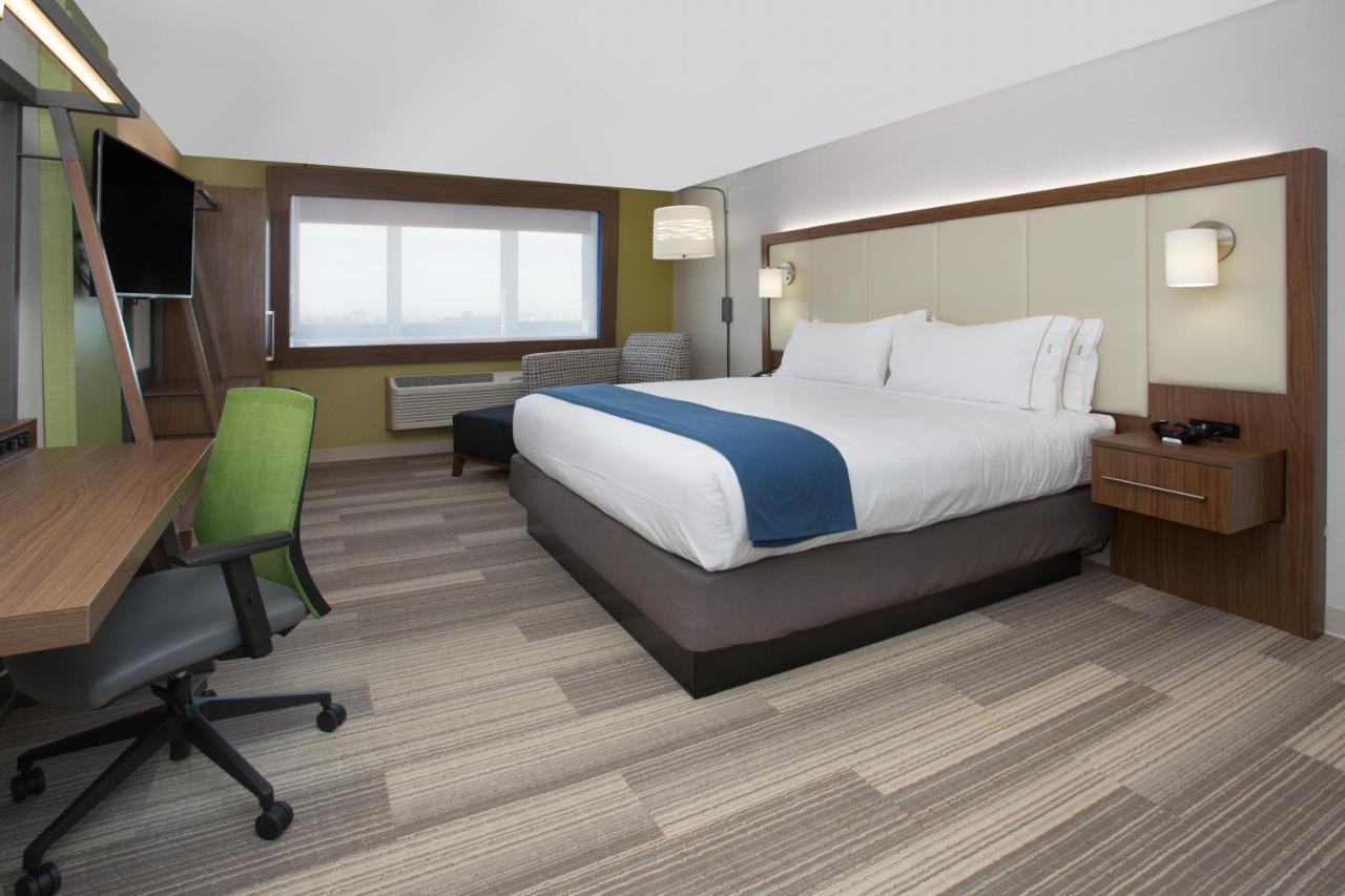 Holiday Inn Express & Suites - Calgary Airport Trail Ne By Ihg מראה חיצוני תמונה